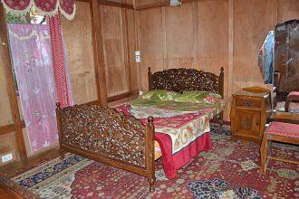 Nature Houseboat, Srinagar 2
